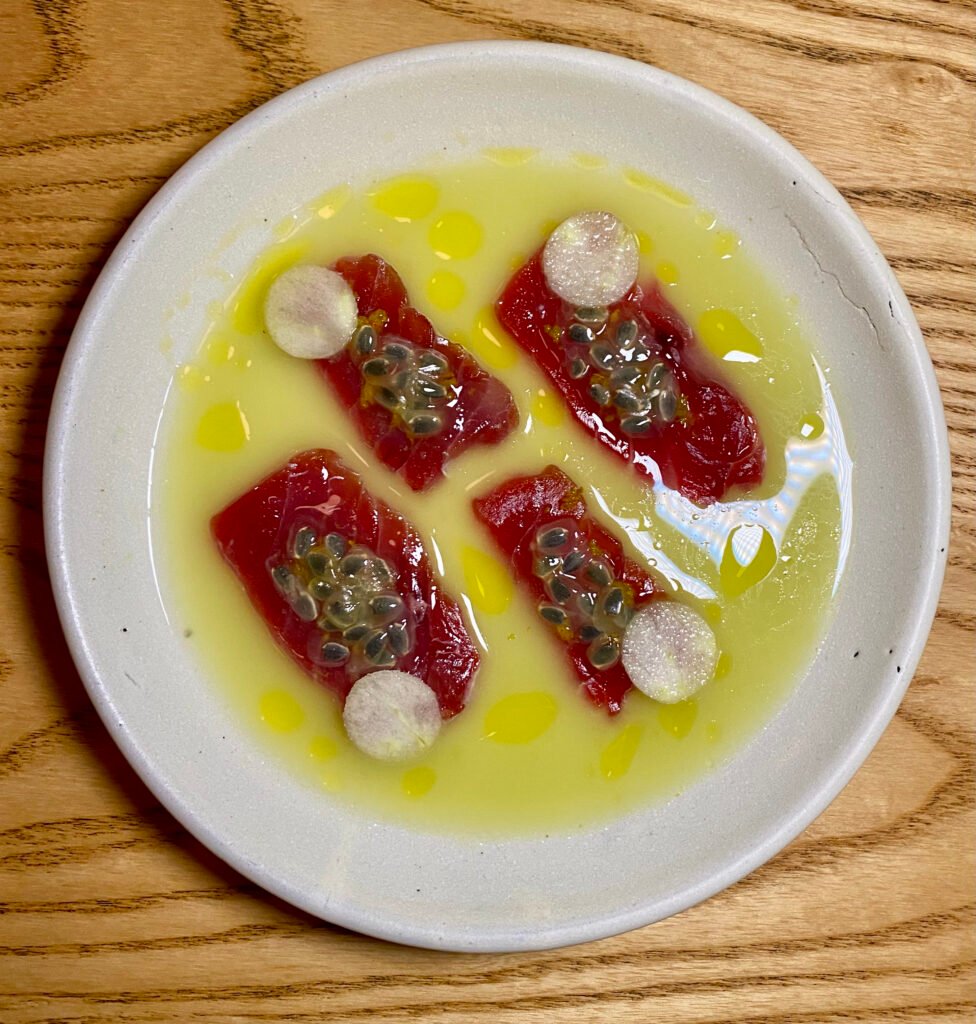 Crudo de atún