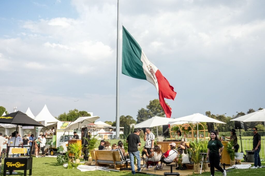 Barra México en Campo Marte