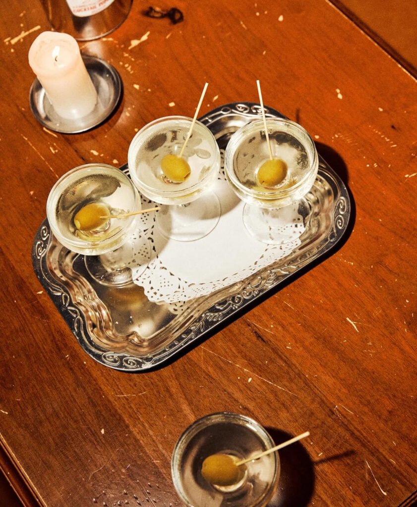 cocteles bar leone